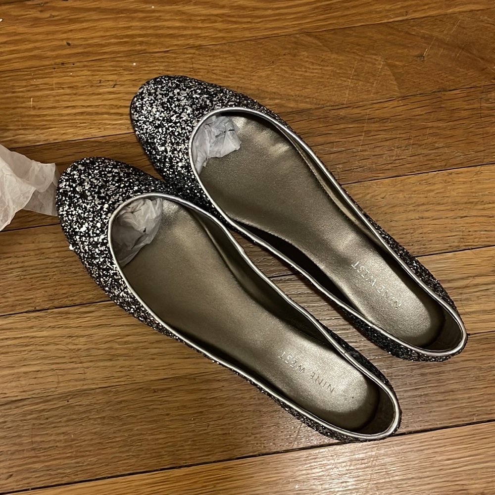 Nine West silver glitter flats